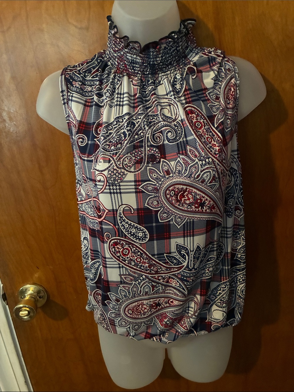 Smocked High-Neck Paisley Plaid Sleeveless Camisole - Navy/Red/White